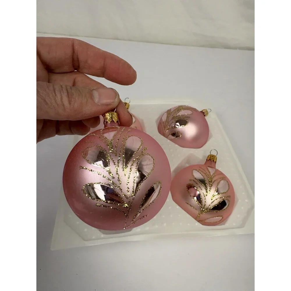 Vintage Krebs Glass Christmas Ornaments Set of 4 Pink & Gold Hand Decorated USA‎